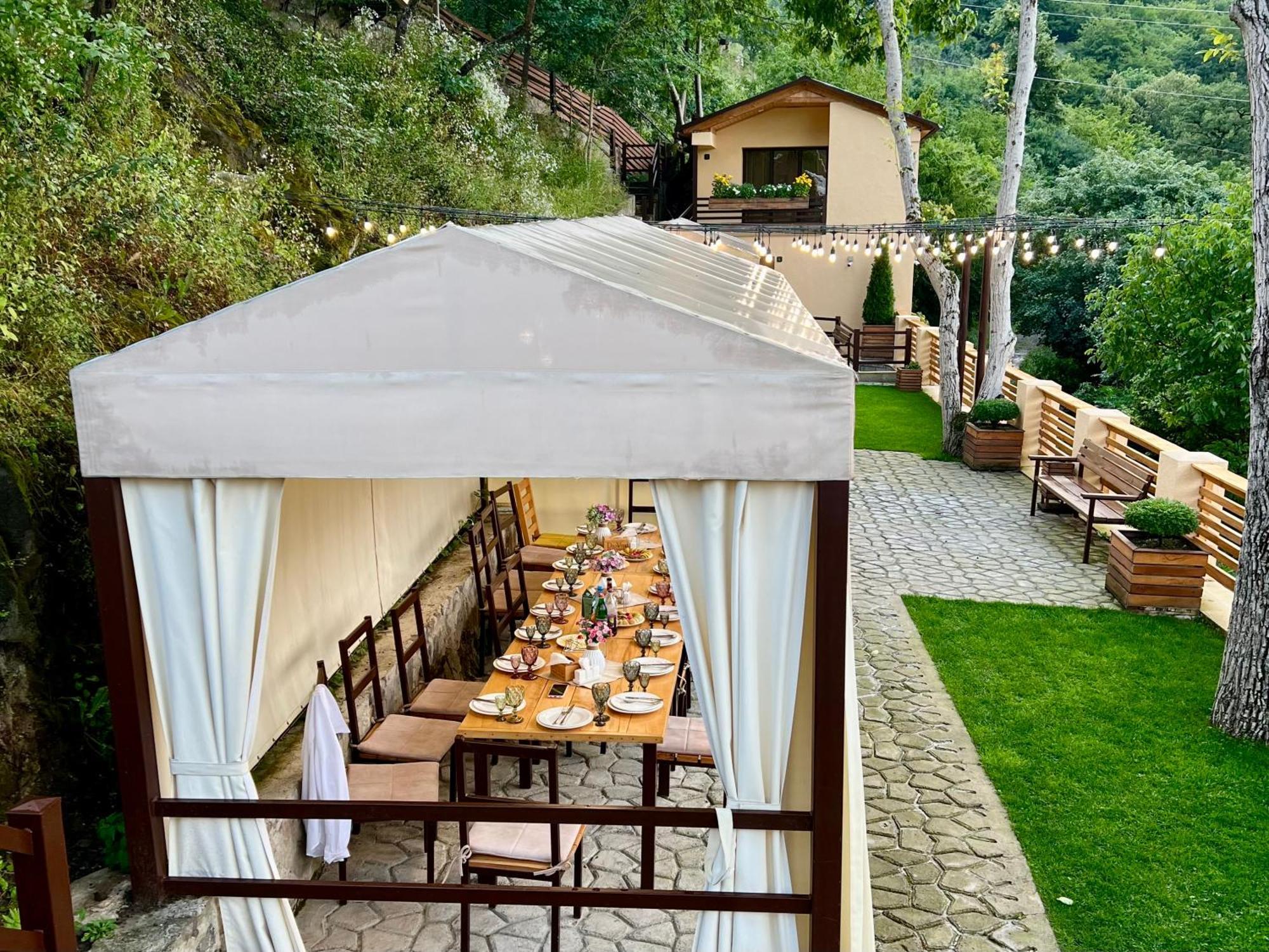 Dilivita Rest House ديليجان المظهر الخارجي الصورة