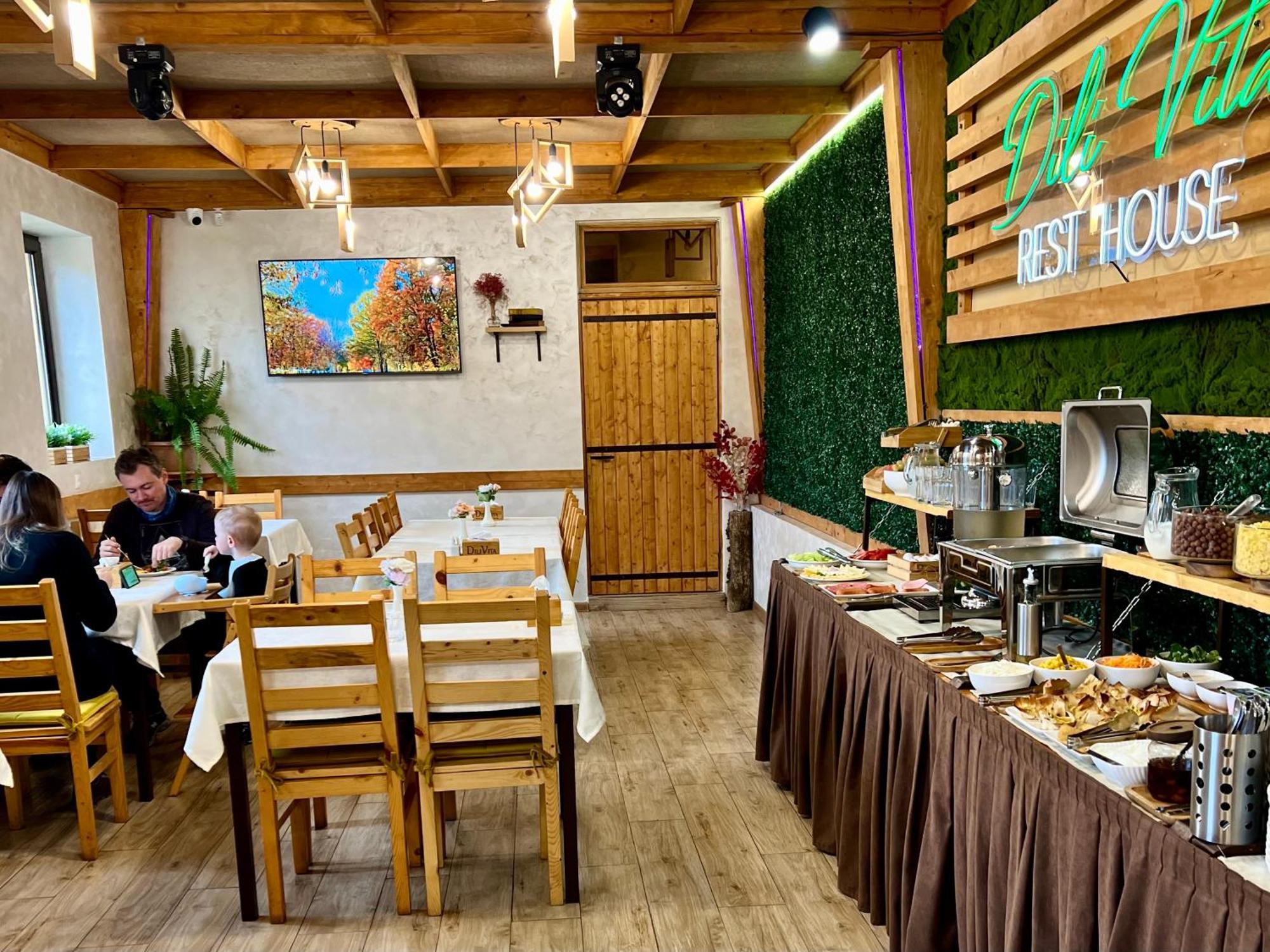 Dilivita Rest House ديليجان المظهر الخارجي الصورة